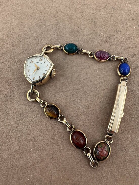 Vintage 1950s Hamilton Watch 10K GF with Carved Gem Scarabs Triangular Dial main image 7